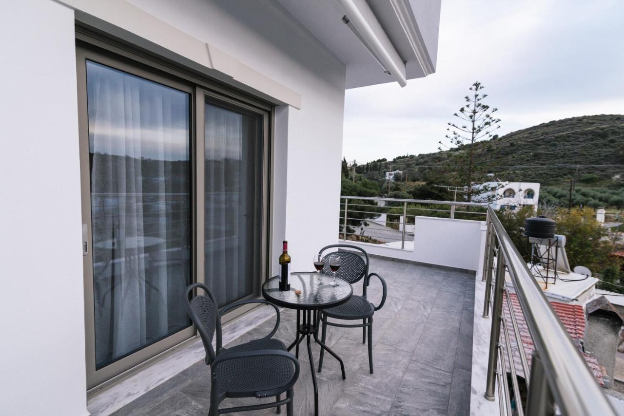 Lychnos Apartments Kamilari Exterior foto